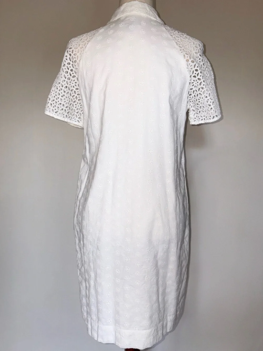 J. Crew White Eyelet Lace Relaxed Fit Cotton Shirt Dress Size 4 - Picture 4 of 9